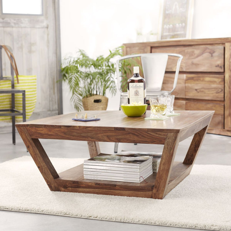 WOODEN COFFEE TABLE WITH BOTTOM SHELF WITH TAPER LEGS !